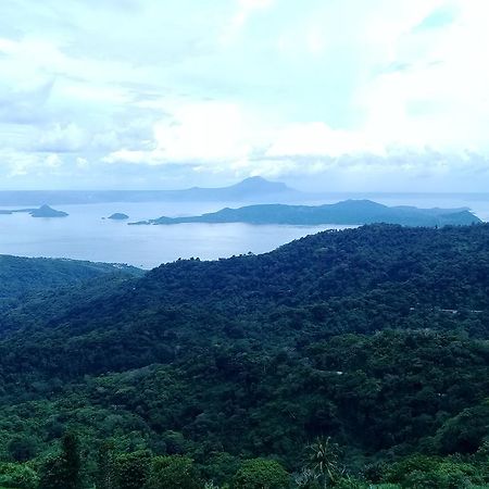 Migs Place At Tagaytay Prime タガイタイ エクステリア 写真