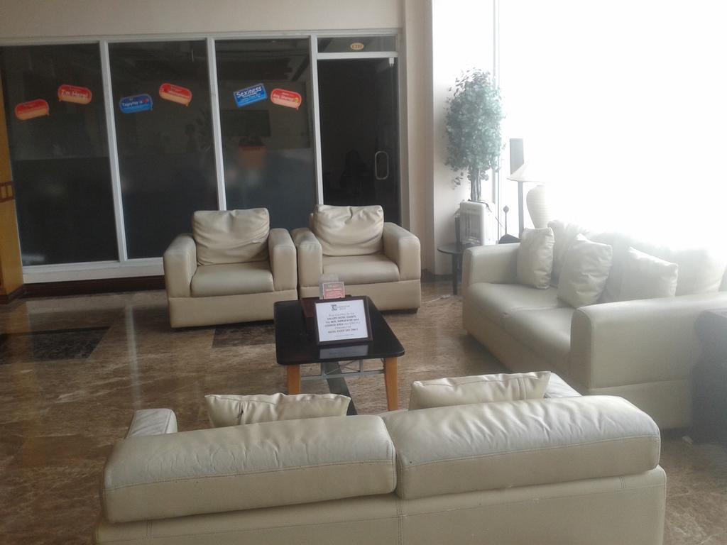 Migs Place At Tagaytay Prime タガイタイ エクステリア 写真